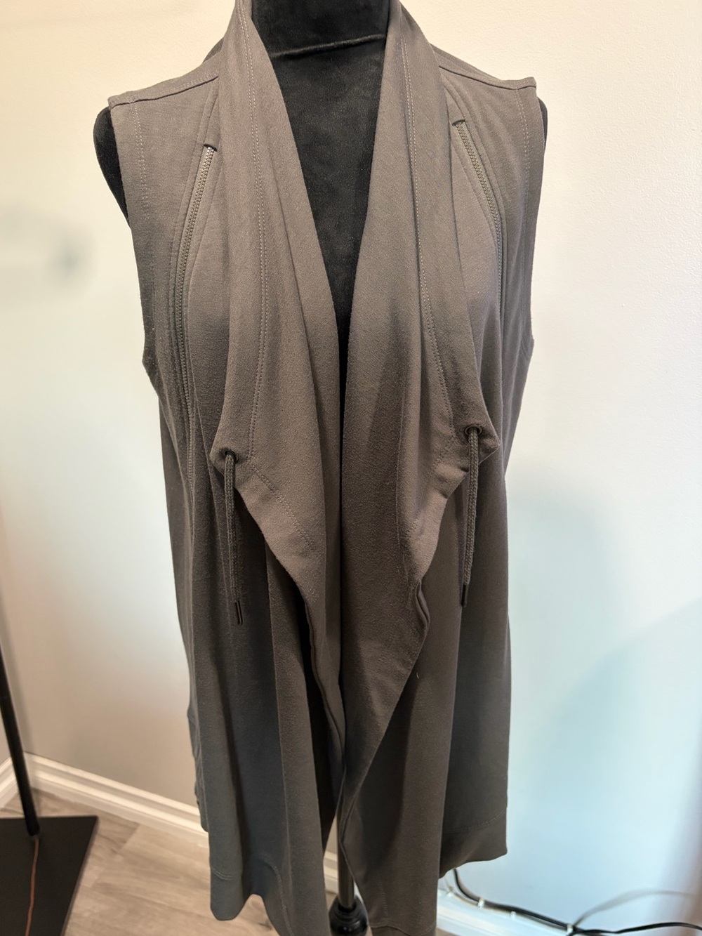 Harper Heritage Grey vest